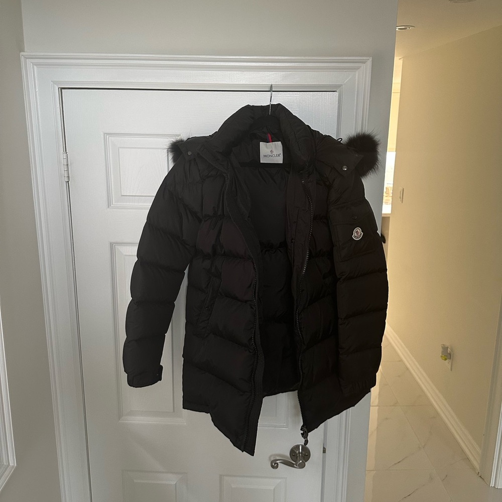 Moncler Mens long down winter jacket